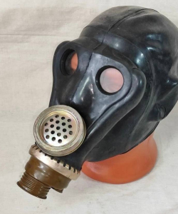 Gas mask GP5, black rubber hood. Breathe play mask