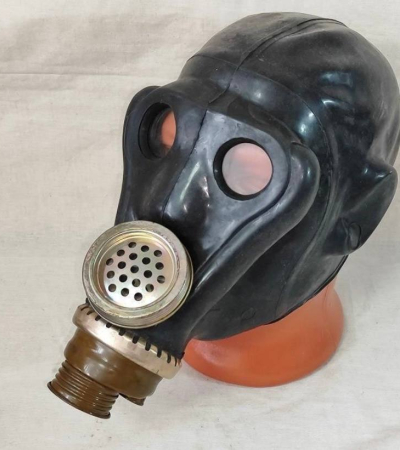 Gas mask GP5, black rubber hood. Breathe play mask